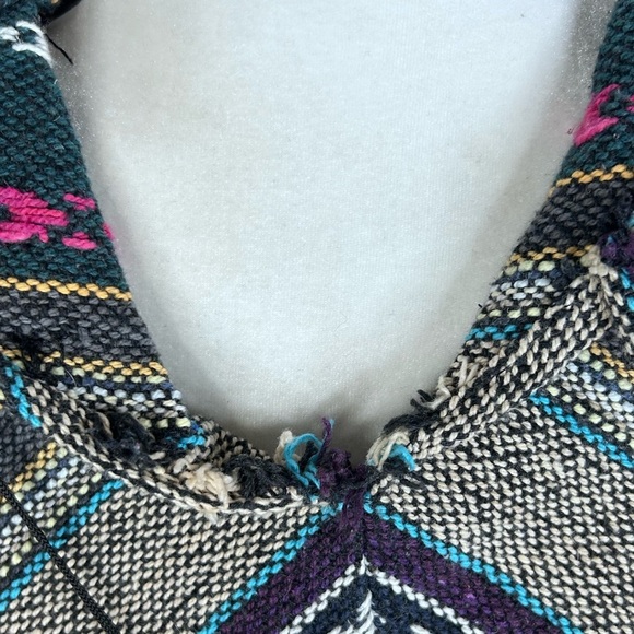 BoHo Wool Poncho Hooded Cape Handmade Hippie India Festival Unisex X's O's - Picture 10 of 16